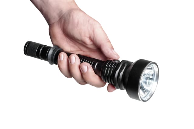 Zaklamp MAUL Helios LED 23cm accu lichtbereik 300m 10W 6