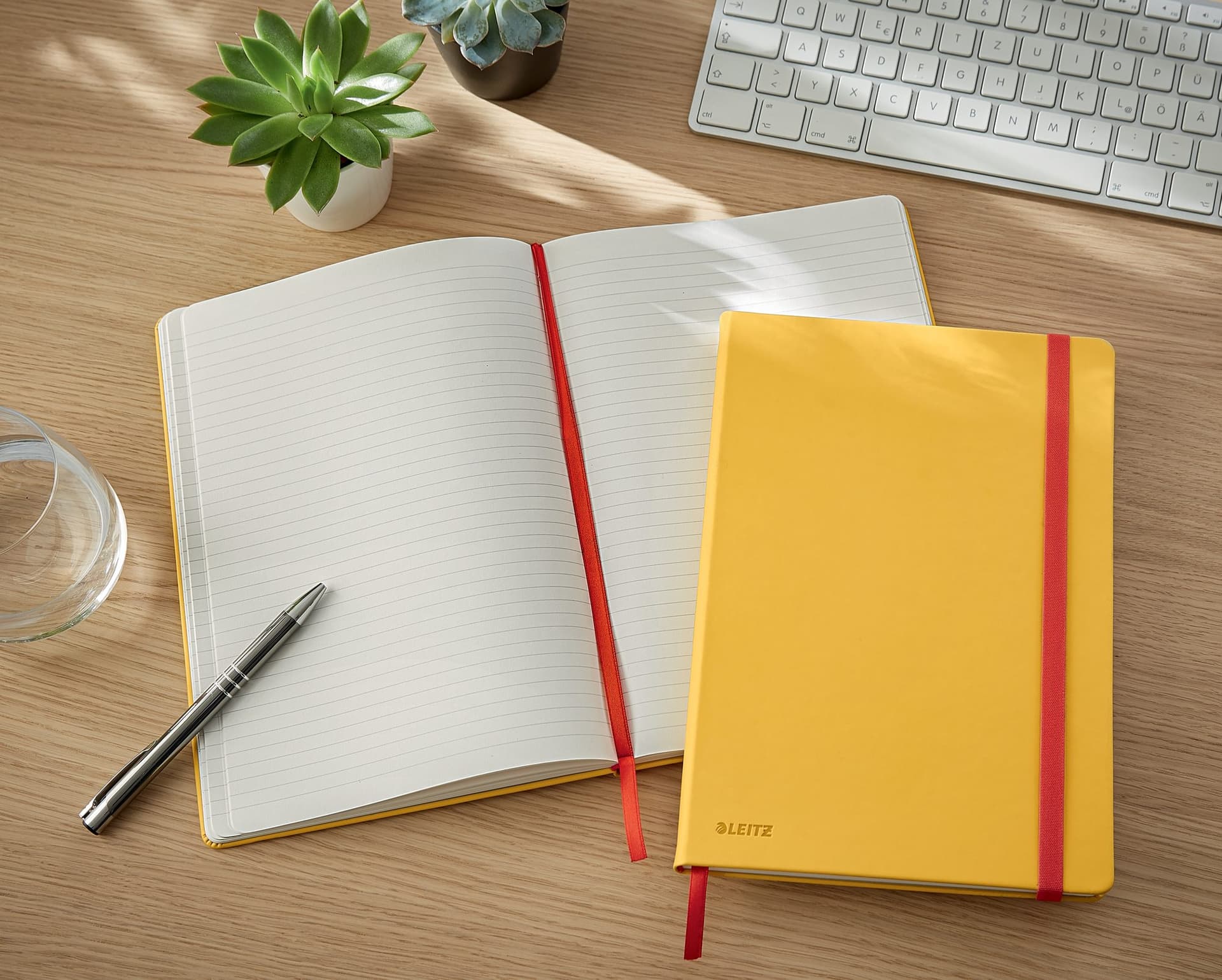 Notitieboek Leitz Cosy B5 160blz 100gr spiraal lijn geel 5