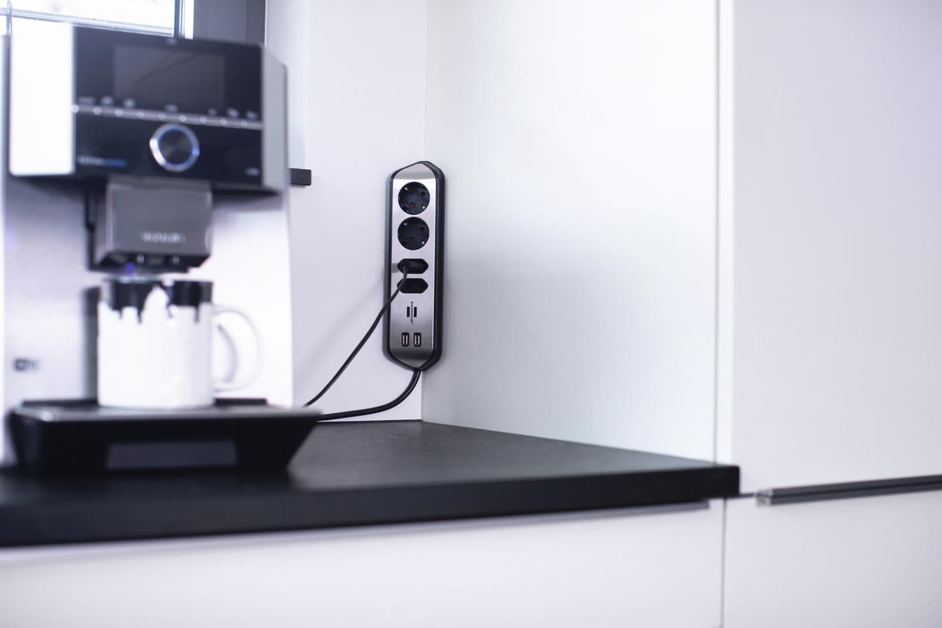 Stekkerdoos Brennenstuhl bureau Estilo 4vdig incl 2 USB 2m zwart/zi 7
