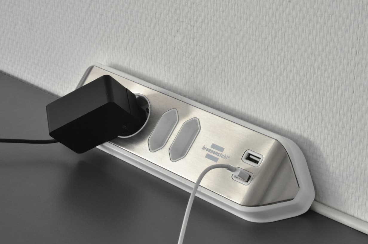 Stekkerdoos Brennenstuhl bureau Estilo 4vdig incl 2 USB 2m wit/zilver 10