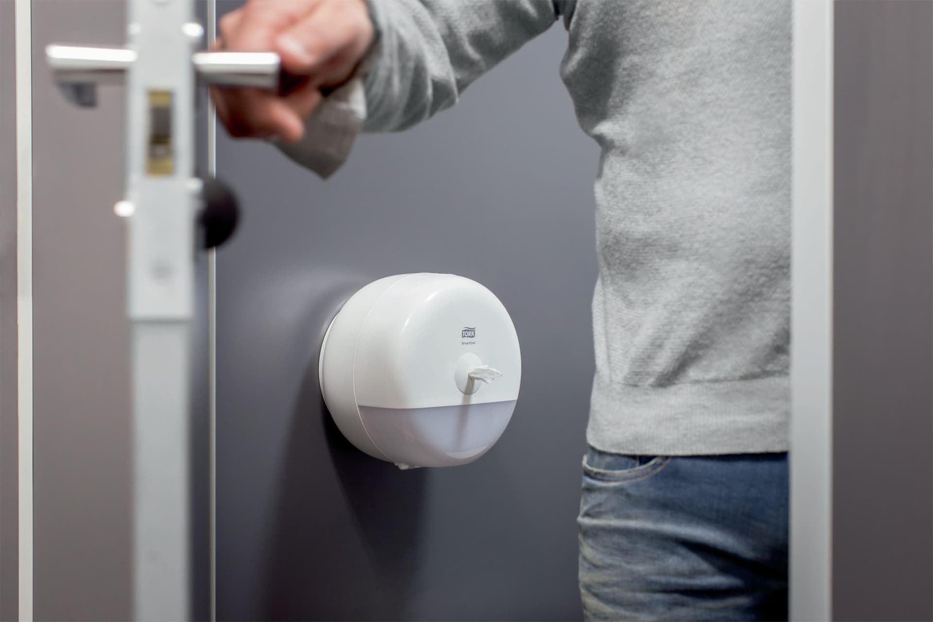 Toiletpapierdispenser Tork T9 Elevation SmartOne klein wit 681000 3