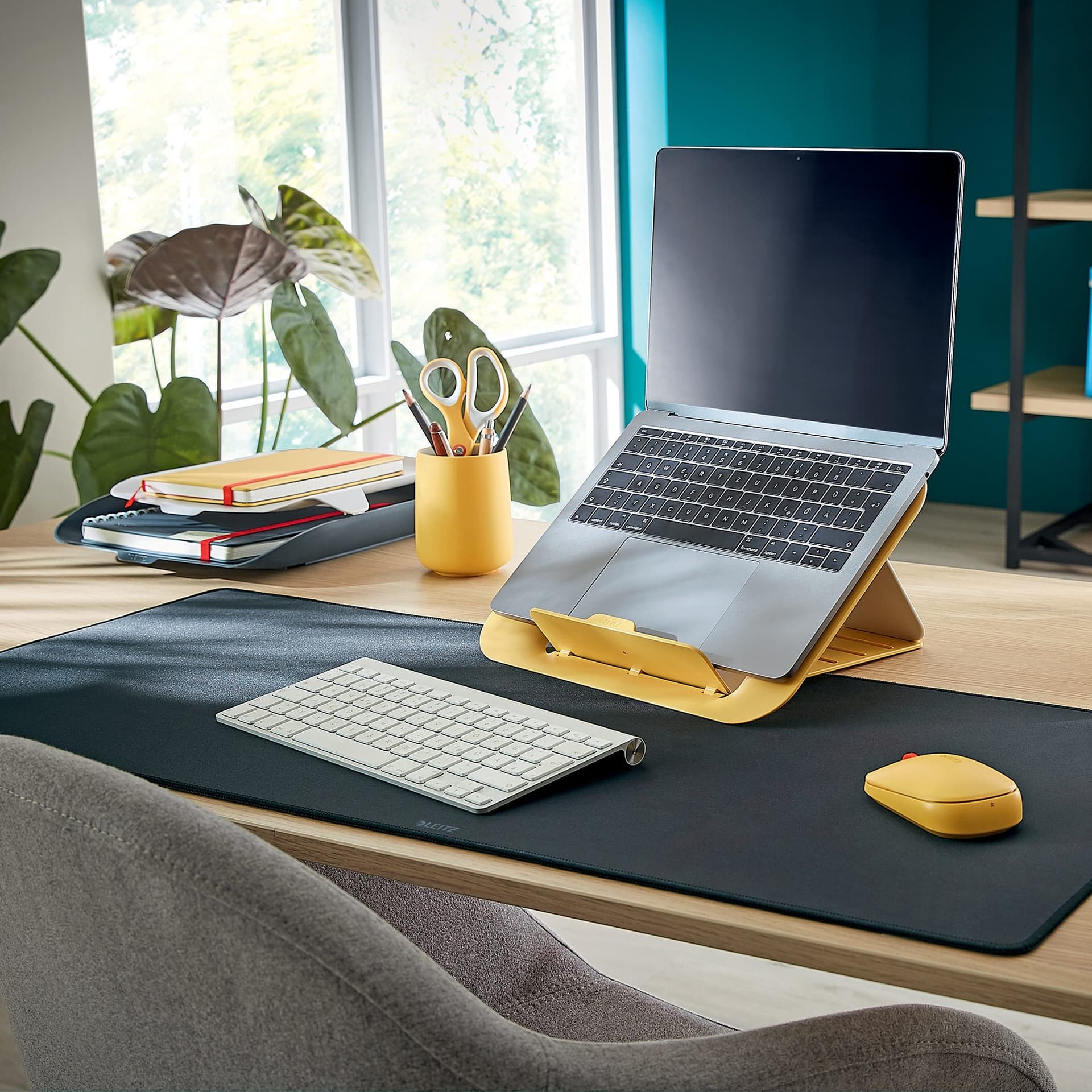 Bureau-onderlegger Leitz Cosy 80x40cm oprolbaar grijs 4