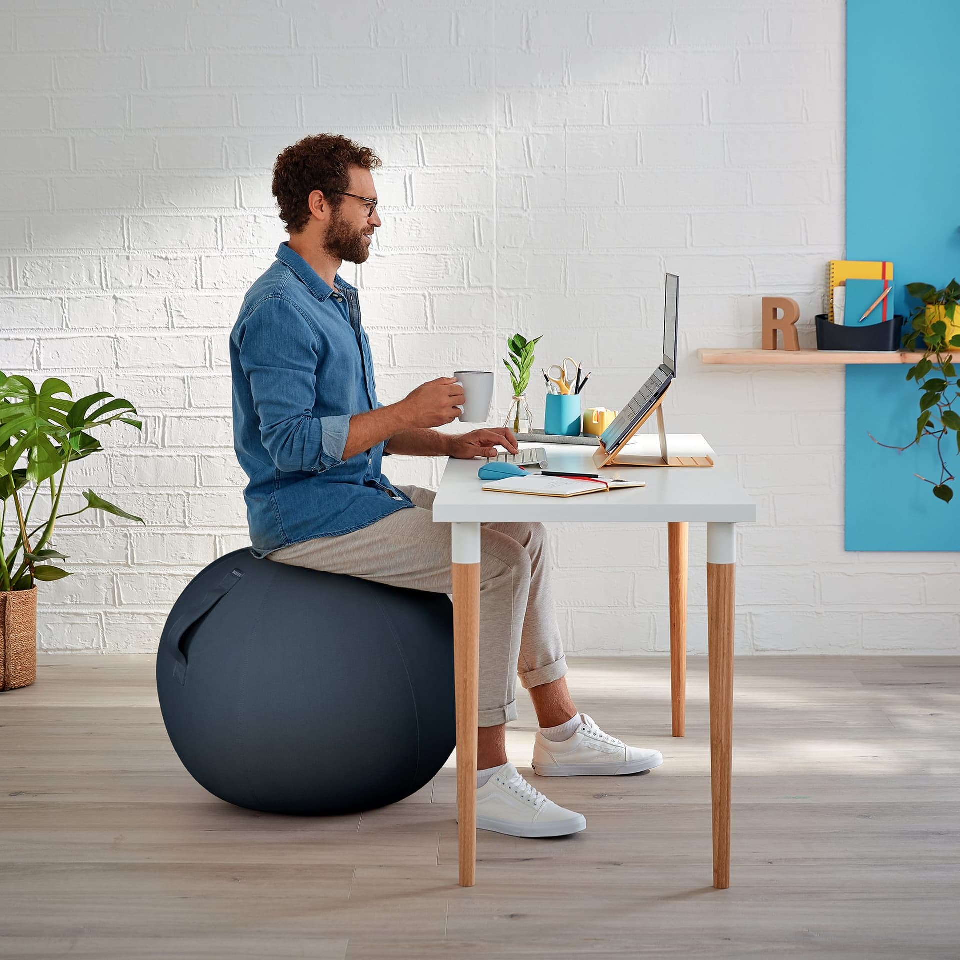 Actieve zitbal Leitz Ergo Cosy 65cm donkergrijs 4