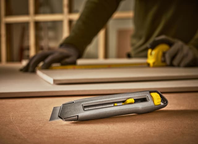Snijmes Stanley Interlock 18mm 4