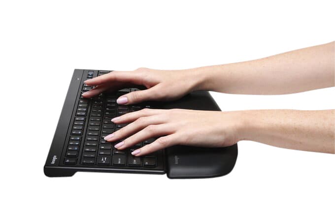 Polssteun Kensington ErgoSoft dunne toetsenbord zwart 4