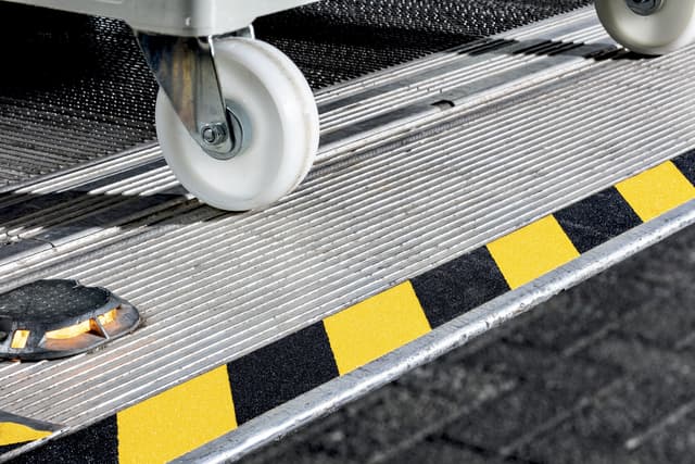 Antisliptape DURALINE GRIP+ 50mmx15m geel-zwart 4