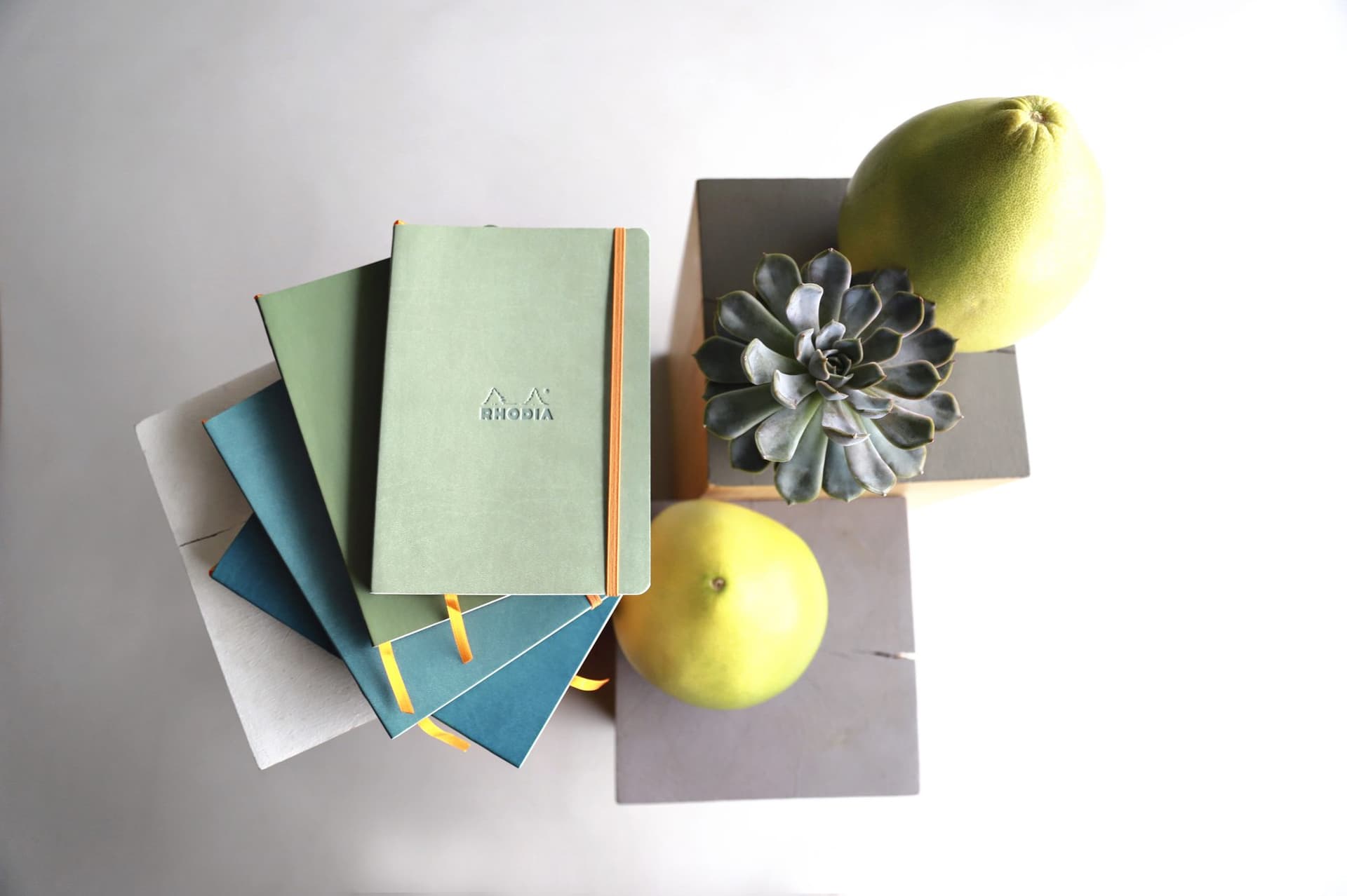 Schrijfblok Rhodia A6 lijn 80 vel 80gr oranje 4