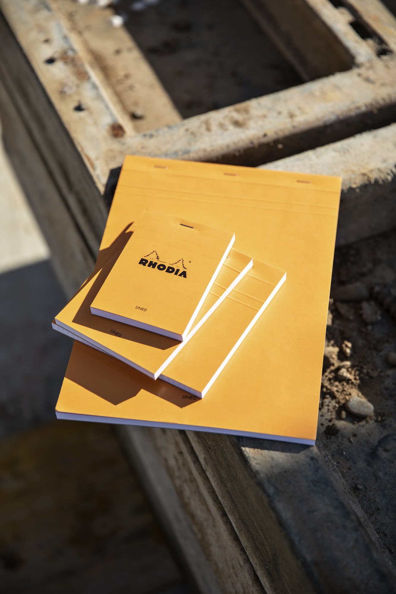 Schrijfblok Rhodia A6 lijn 80 vel 80gr oranje 5