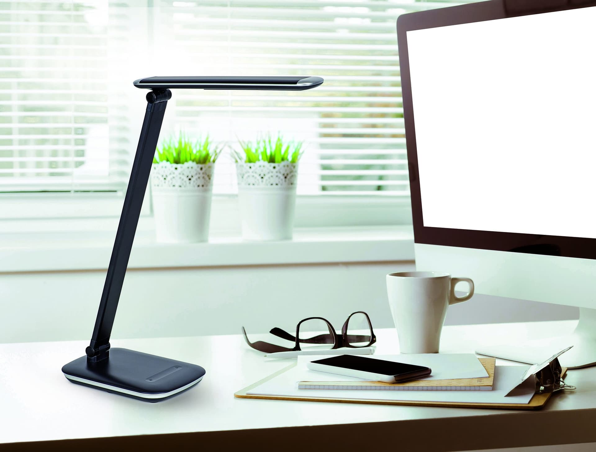 Bureaulamp MAUL Jazzy LED voet dimbaar + USB-poort zwart 5
