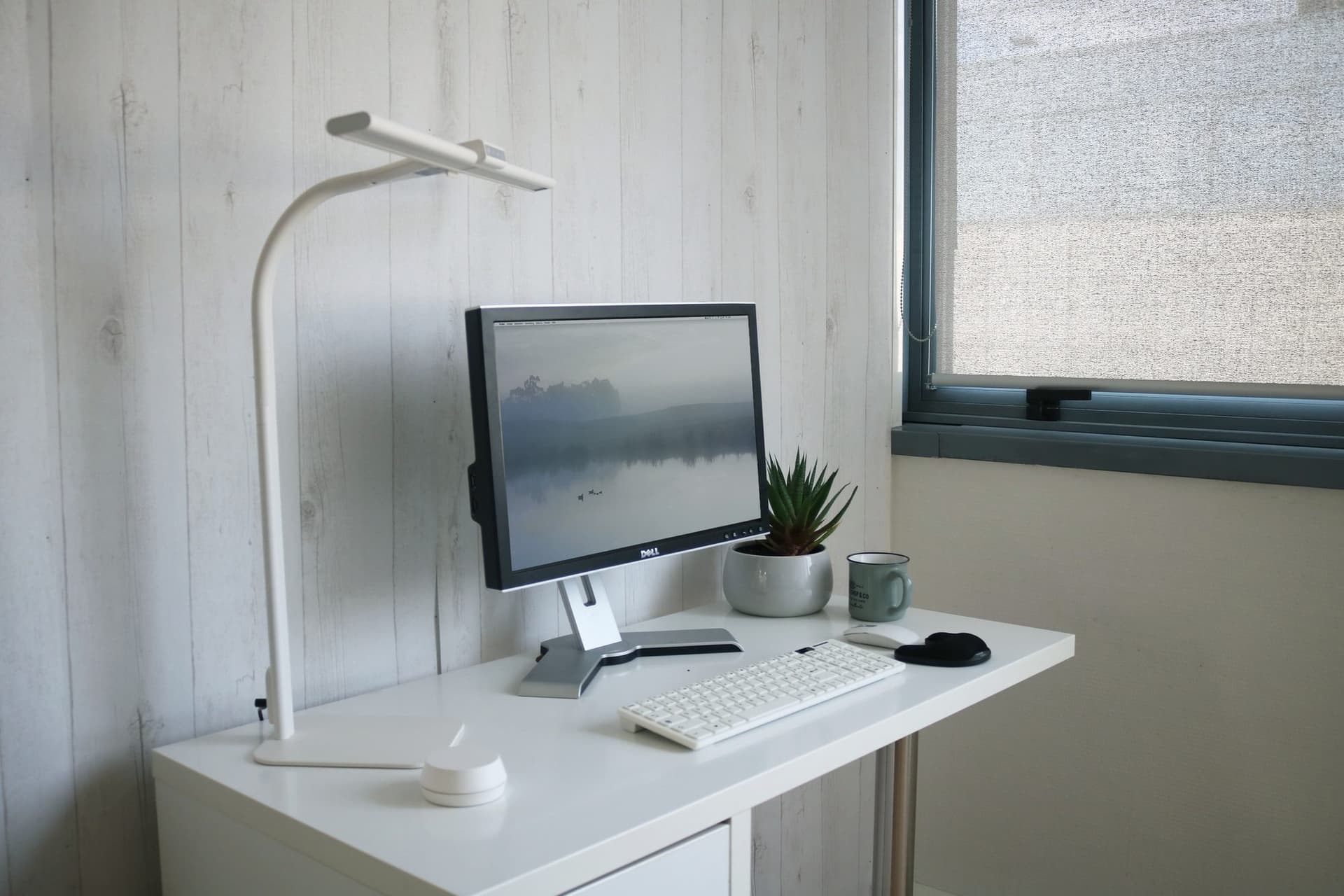 Bureaulamp Unilux Strata base led wit 7