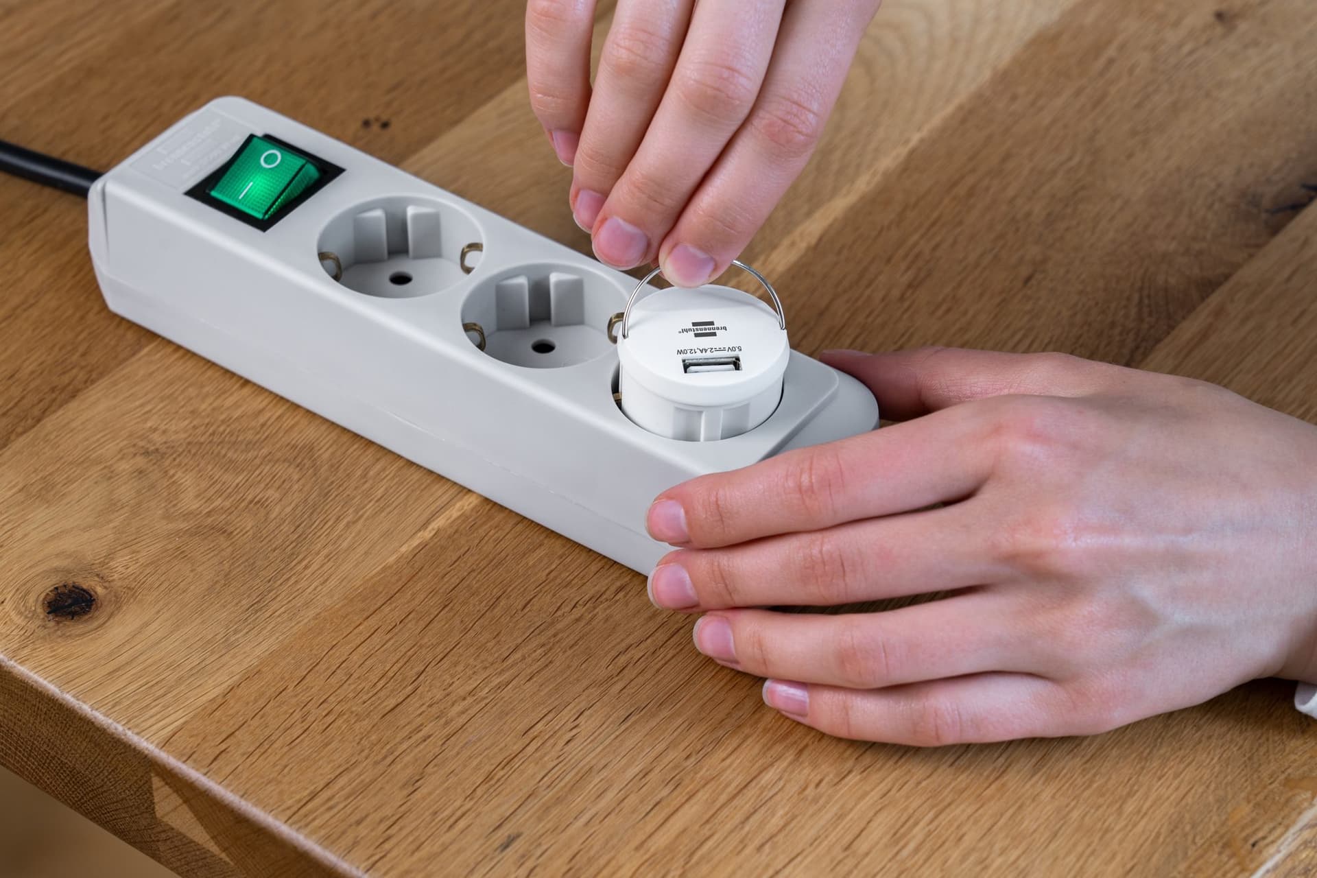 Stopcontactadapter Brennenstuhl USB A 2.4A wit 3