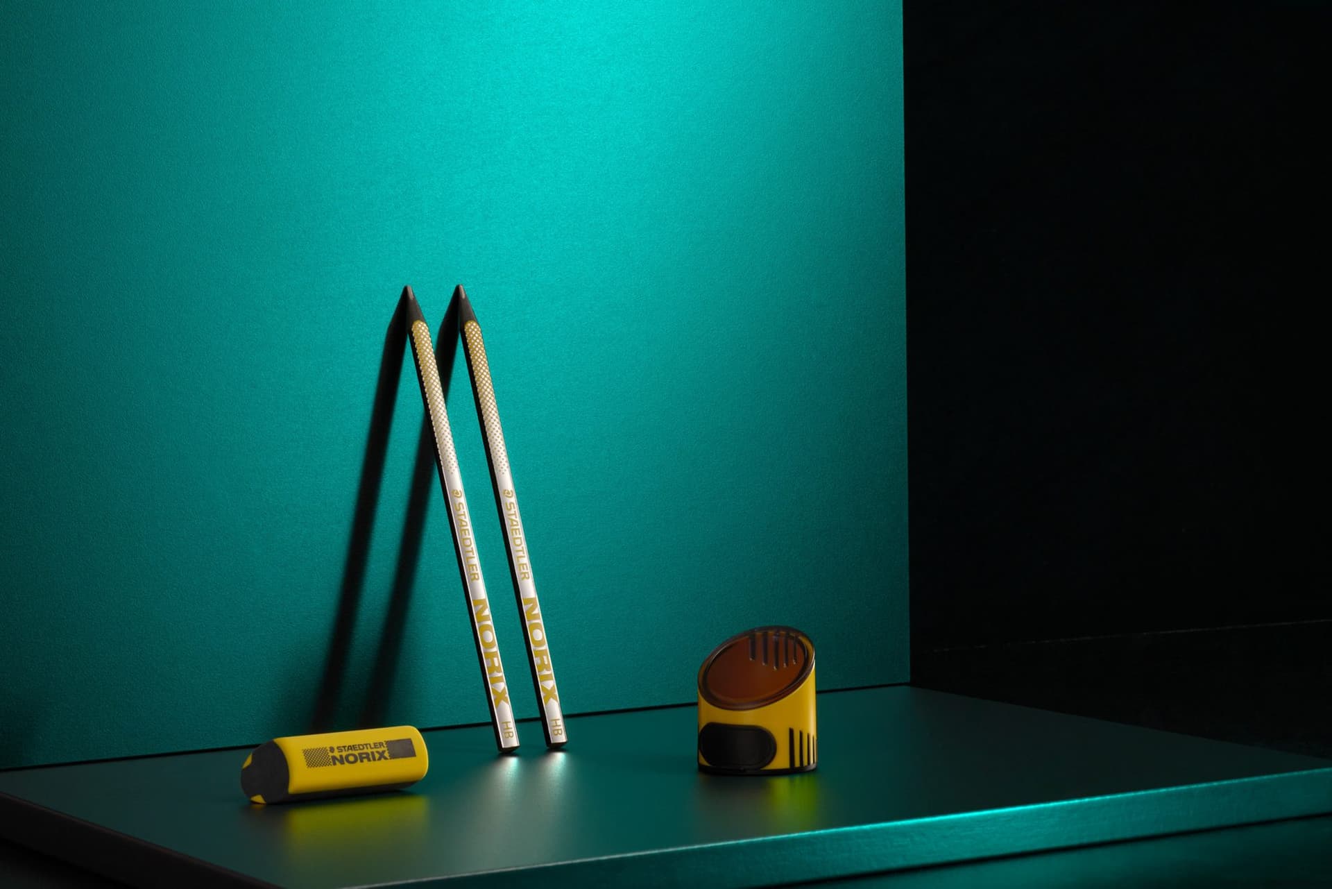 Potlood Staedtler Norix HB zwart-geel blister à 2 stuks 8