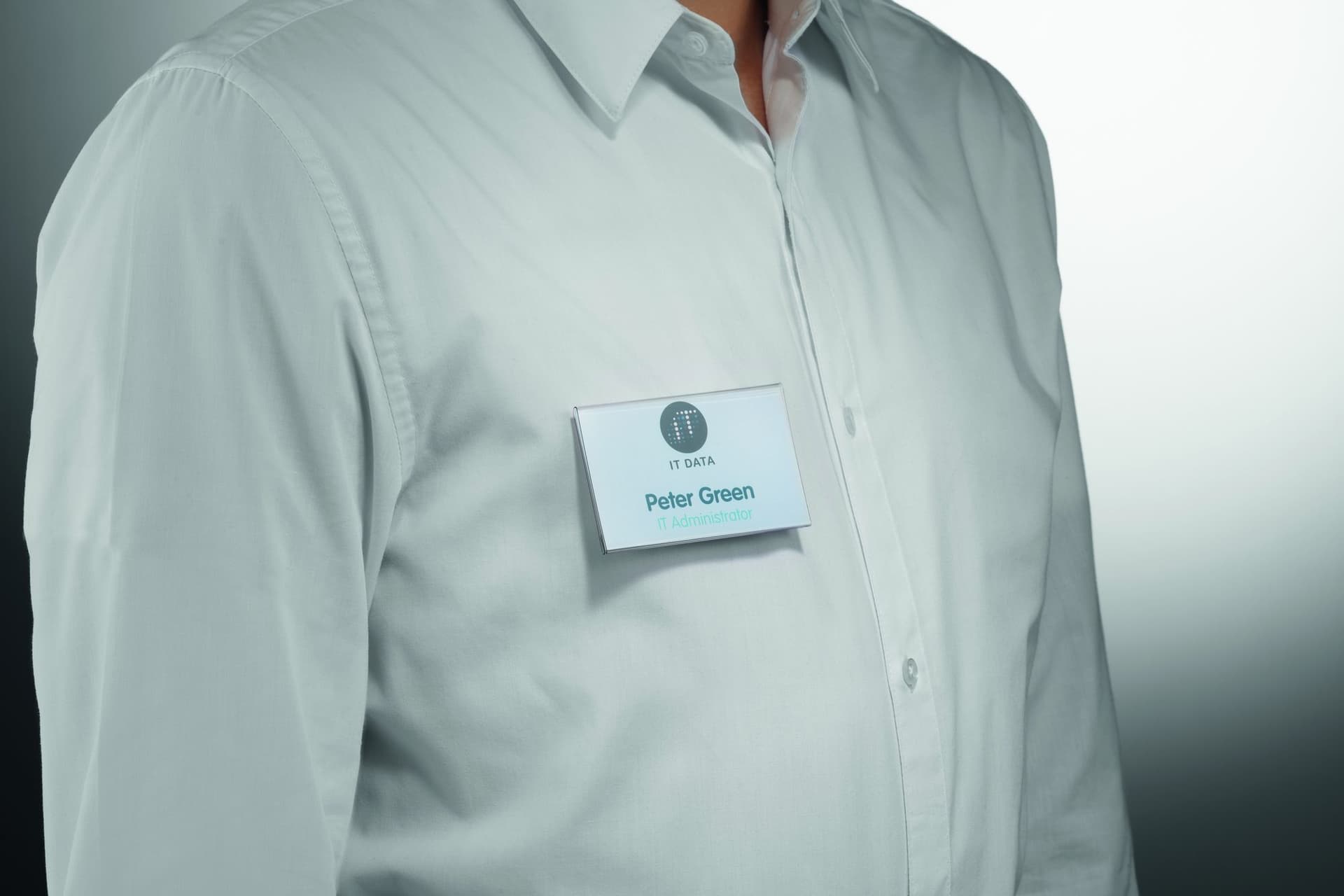 Badge Durable 8244 vlak met magneet 54x90mm place and hold 25 stuks 3