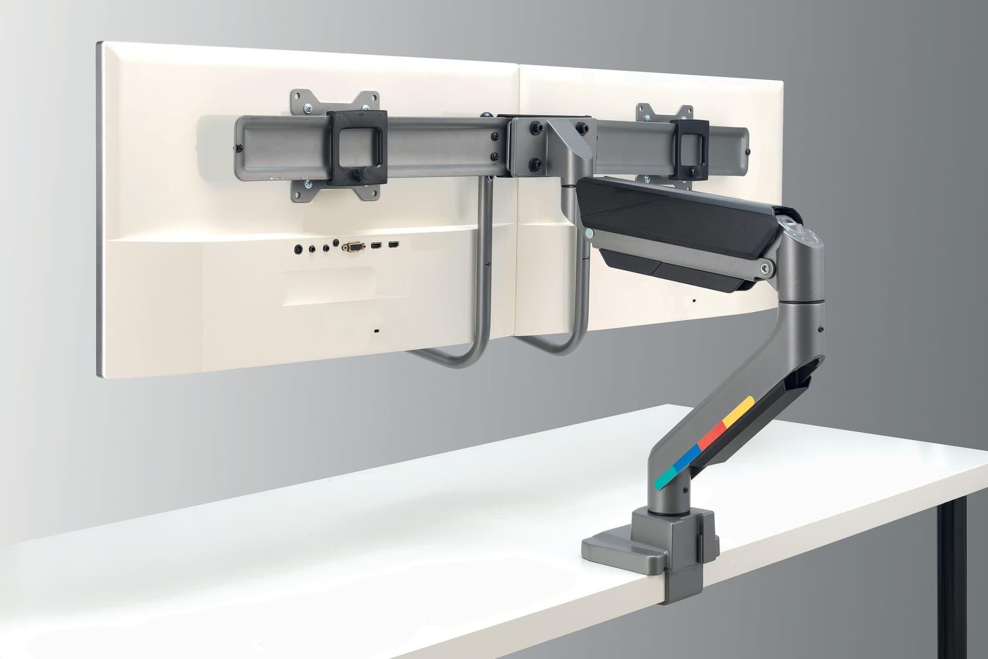 Monitorarm Kensington SmartFit dubbel dwarsbalk en handgreep 2