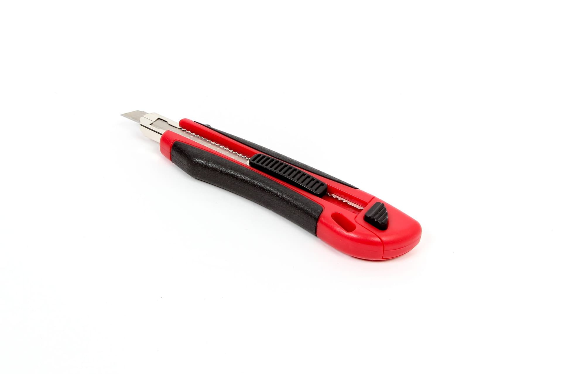 Snijmes IEZZY 9mm kunststof met ergonomische softgrip incl. 3 mesje 3