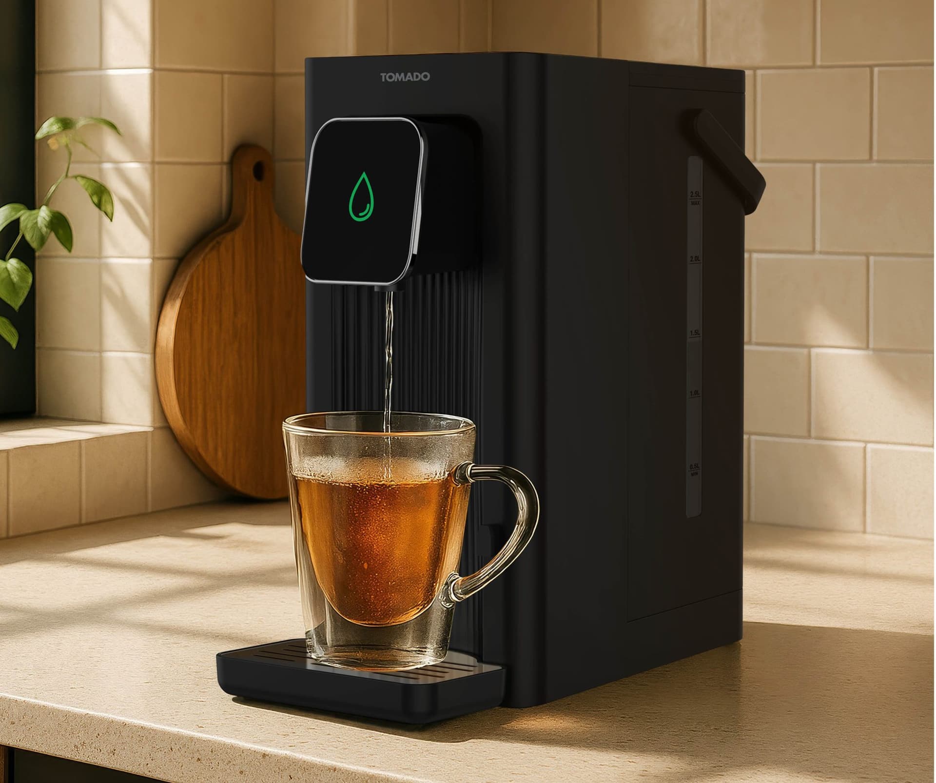 Heetwaterdispenser Tomado 2,5 liter 2200watt zwart 5