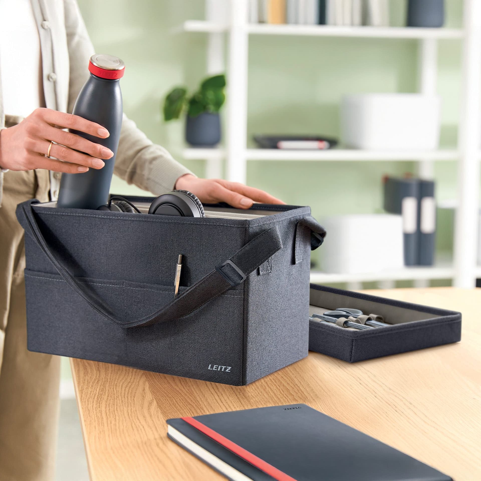 Opbergtas Leitz gestofferd met deksel compact grijs 7