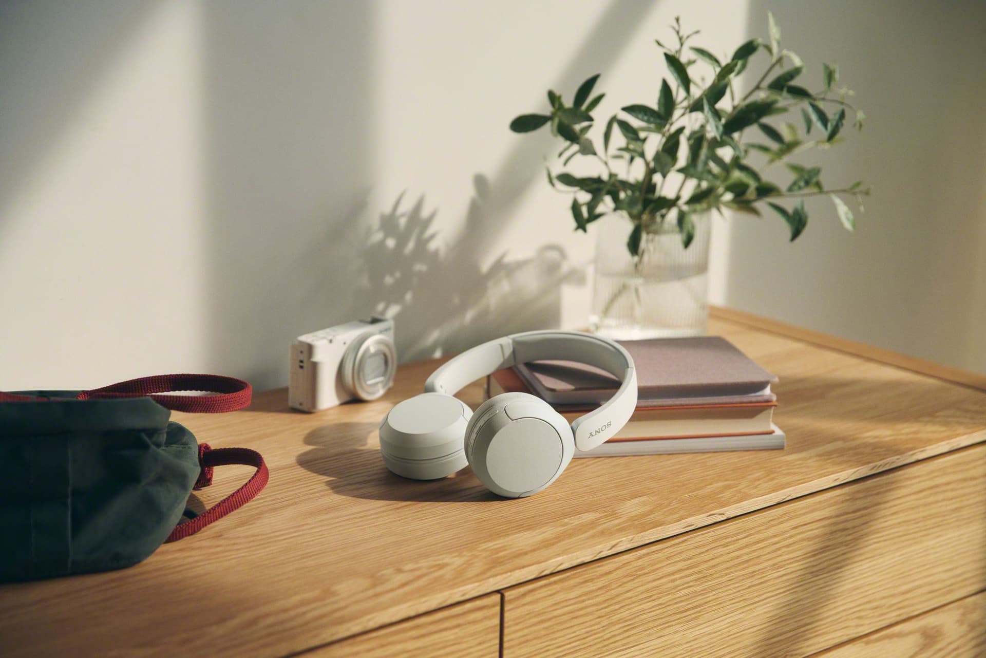 Koptelefoon Sony WHCH520 draadloos Bluetooth over ear wit 5