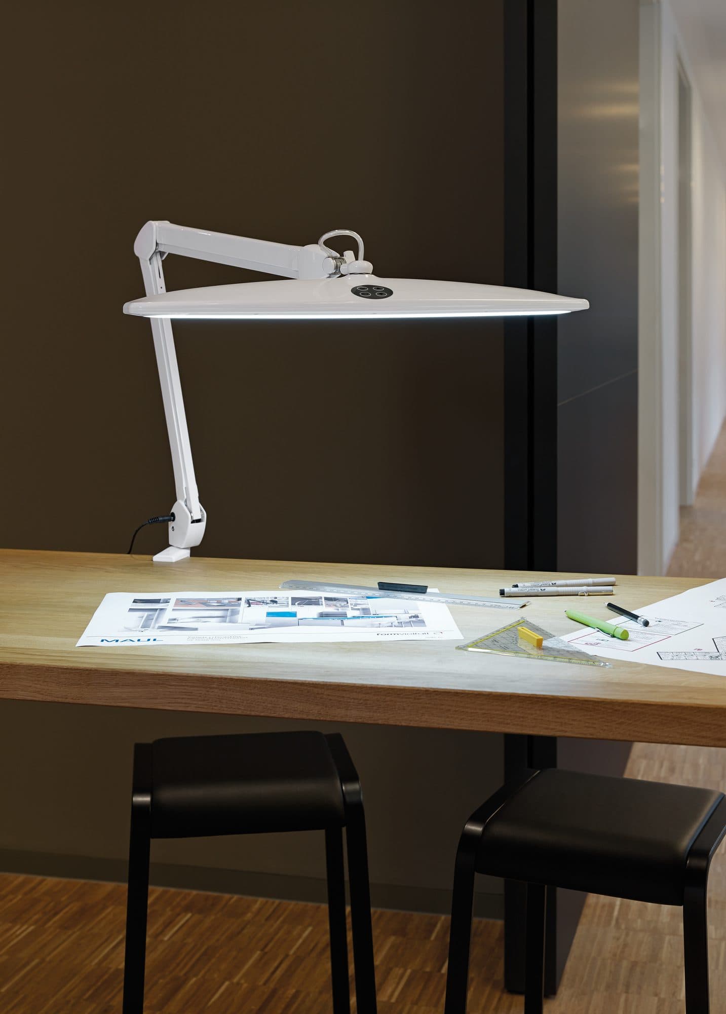 Werkpleklamp MAUL Work LED tafelklem dimbaar wit 6