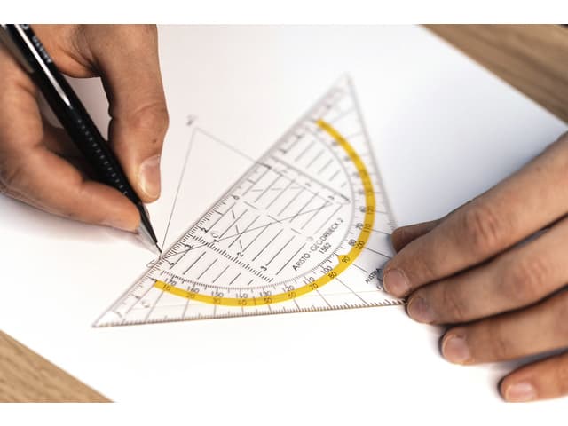 Geodriehoek Aristo 1552 160mm transparant met gele rand 5