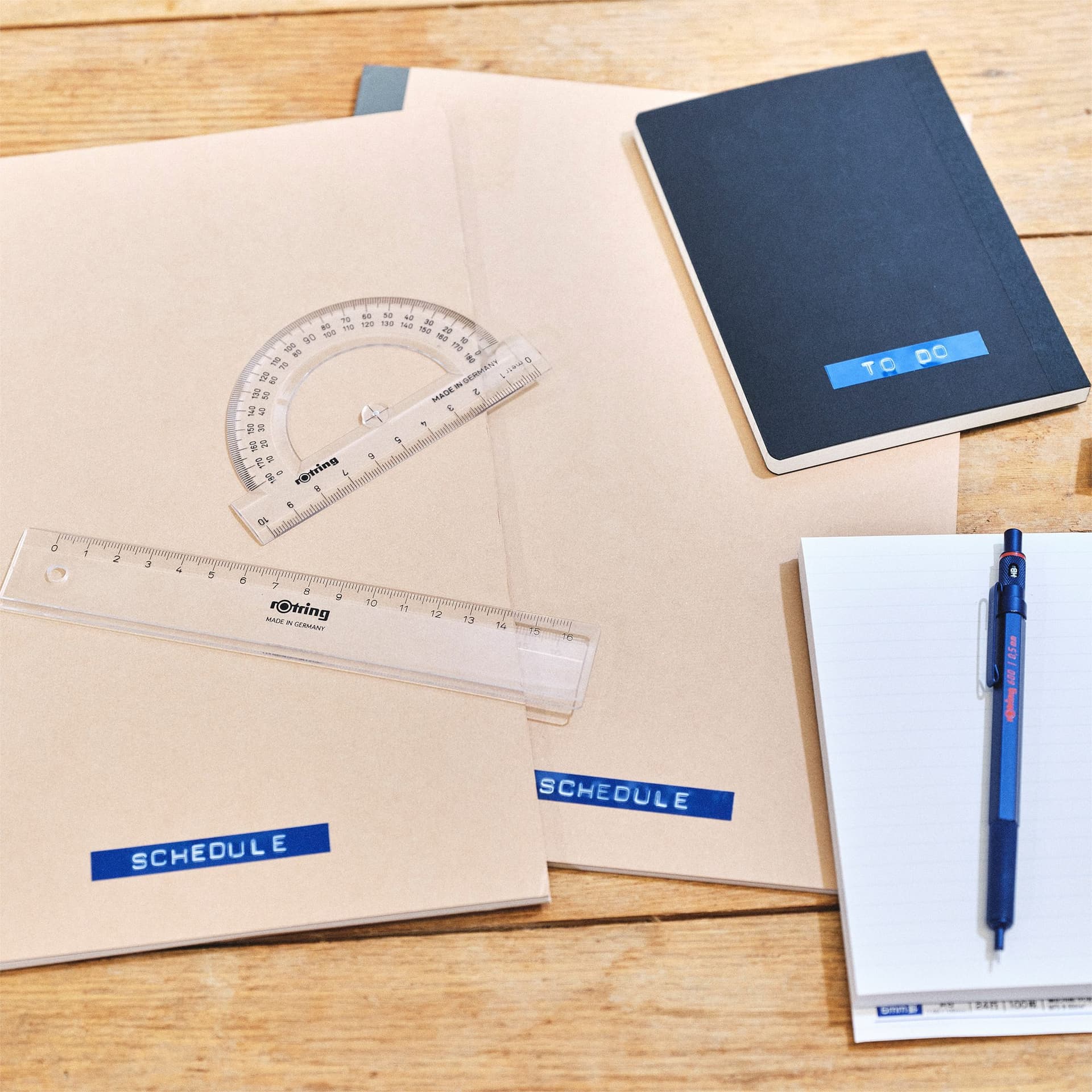 Reliëftape Dymo embossing vinyl 9mm assorti 3 stuks 8