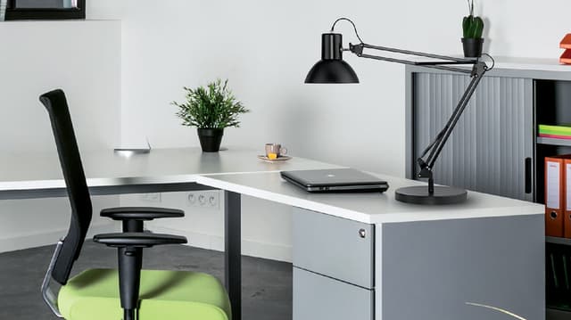 Bureaulamp Unilux Success 66 led tafelklem zwart 4